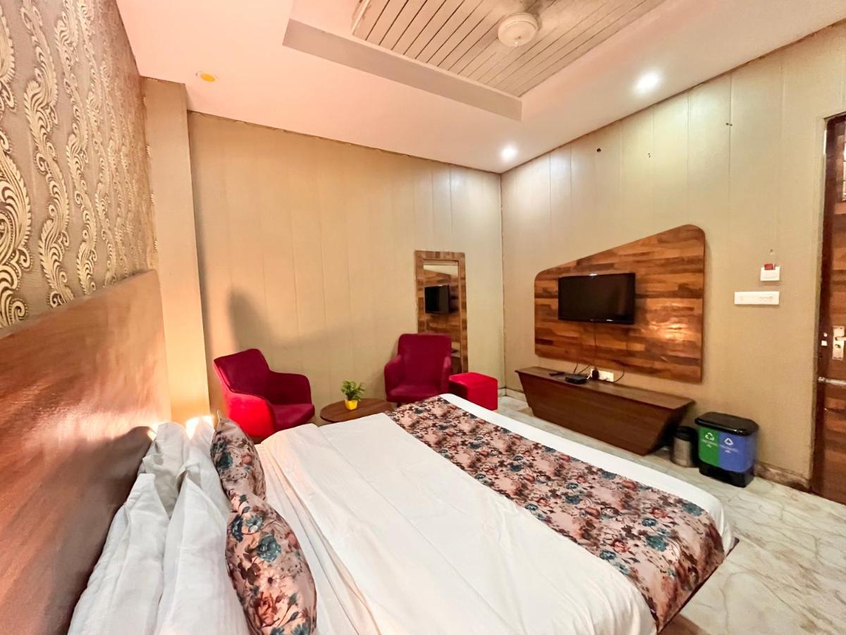 Chandīgarh Hotel Pearl Grand, Zirakpur - Top Rated & Most Awarded Property In Tricity מראה חיצוני תמונה
