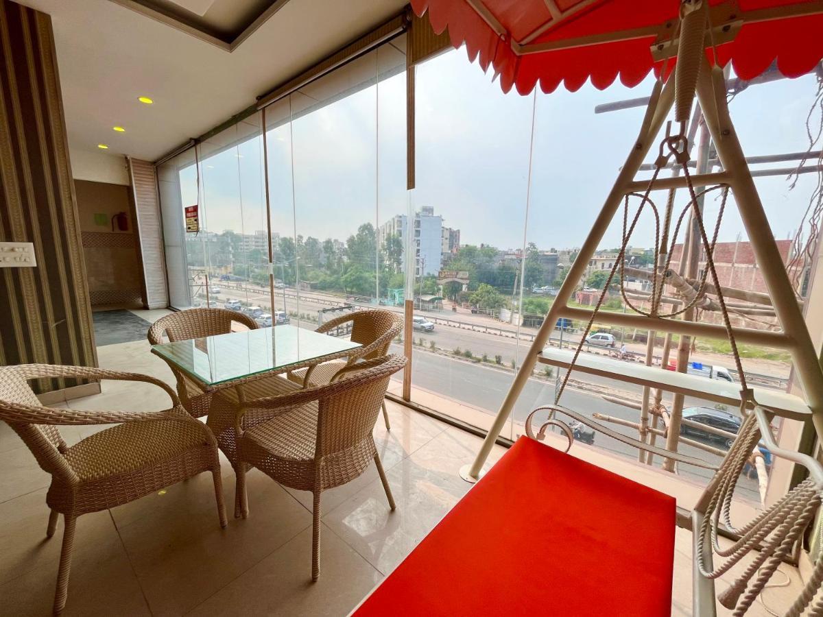 Chandīgarh Hotel Pearl Grand, Zirakpur - Top Rated & Most Awarded Property In Tricity מראה חיצוני תמונה