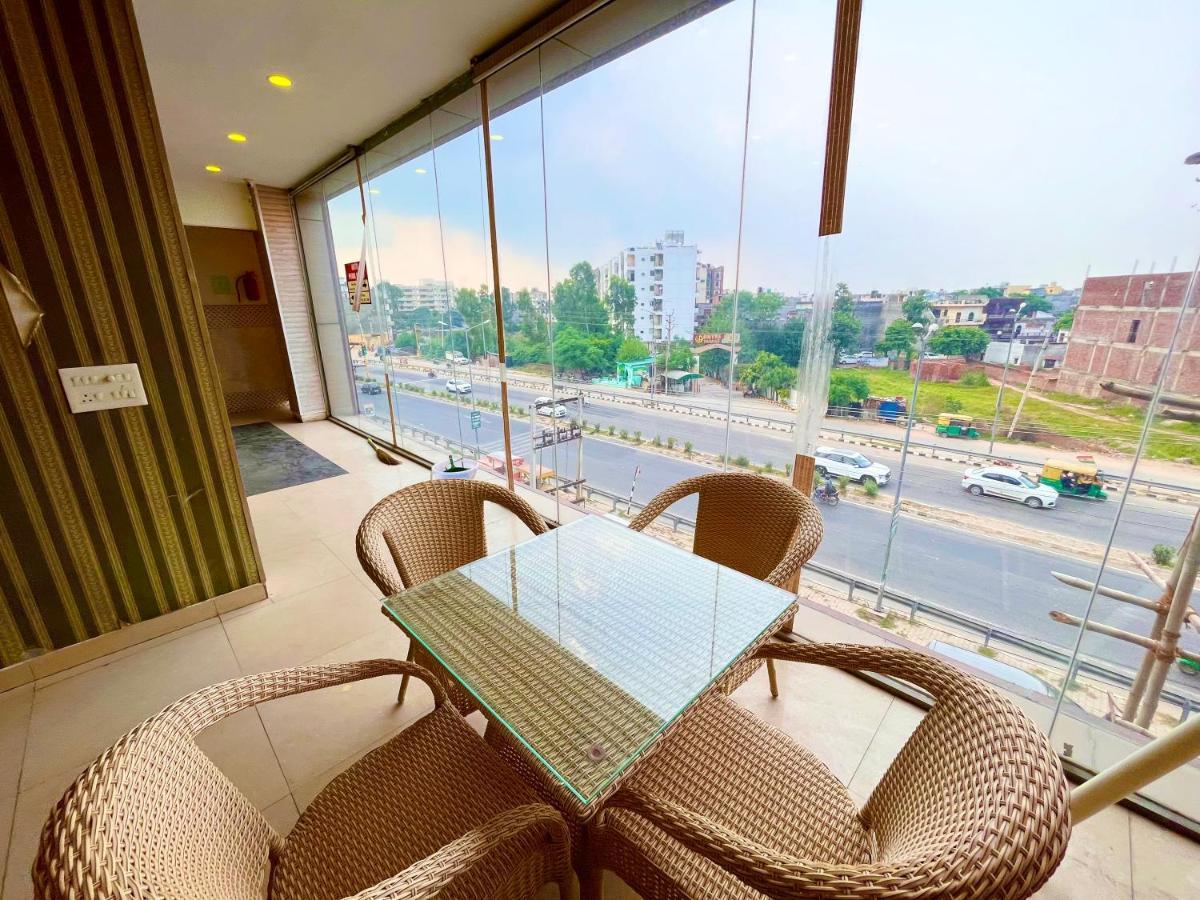 Chandīgarh Hotel Pearl Grand, Zirakpur - Top Rated & Most Awarded Property In Tricity מראה חיצוני תמונה