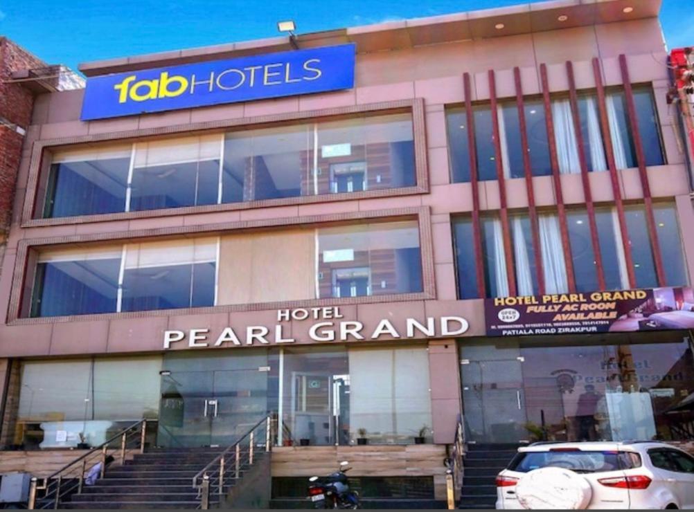 Chandīgarh Hotel Pearl Grand, Zirakpur - Top Rated & Most Awarded Property In Tricity מראה חיצוני תמונה