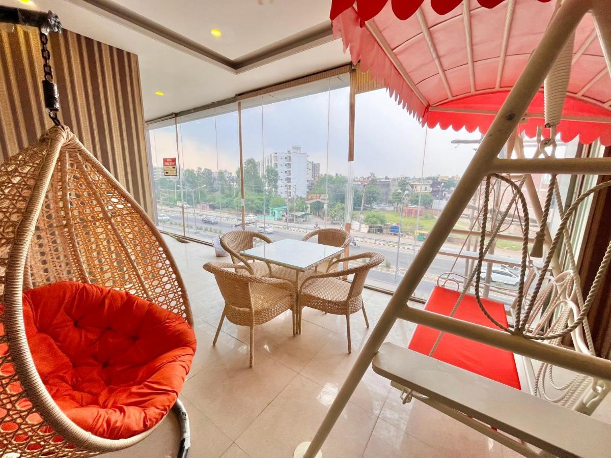 Chandīgarh Hotel Pearl Grand, Zirakpur - Top Rated & Most Awarded Property In Tricity מראה חיצוני תמונה